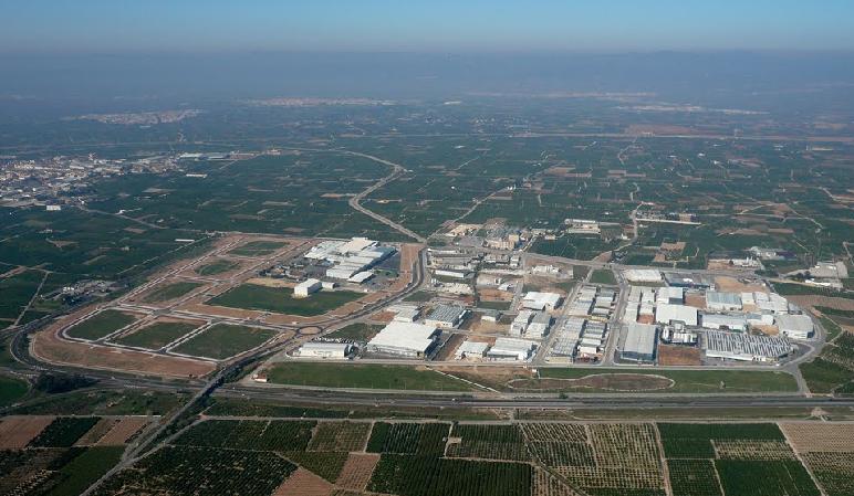 El Ayuntamiento de Algemesí colabora con los empresarios en la seguridad de las áreas industriales del municipio