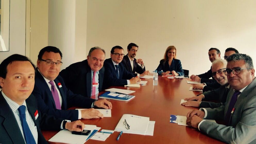 La Confederación Española de Áreas Empresariales (CEDAES) se reúne con el grupo político CIUDADANOS en el Congreso de Diputados.