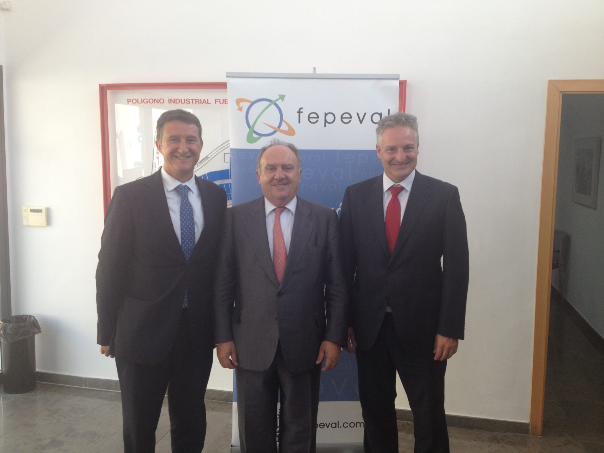 FEPEVAL y MAPFRE firman la renovación del acuerdo de FEPEPROVEEDOR.