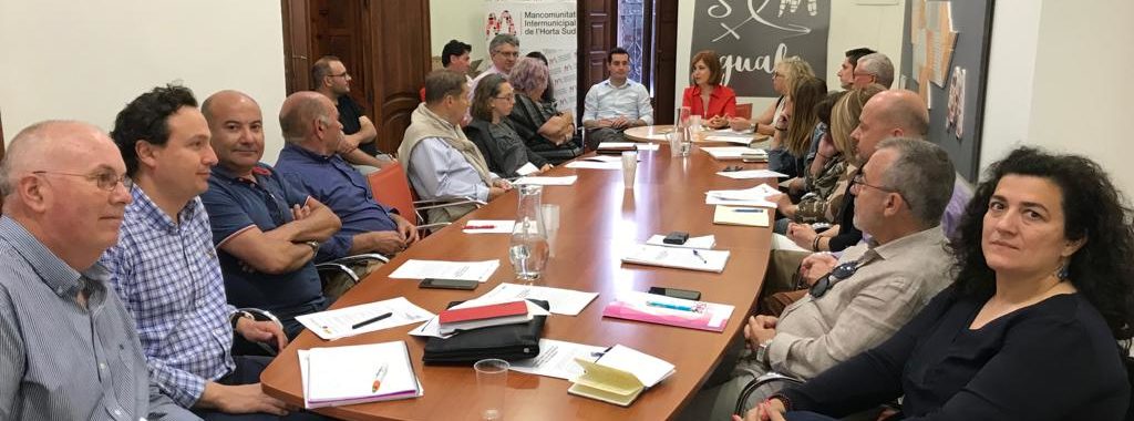 Las Áreas industriales de l’Horta Sud conocen el Acuerdo Comarcal de Empleo