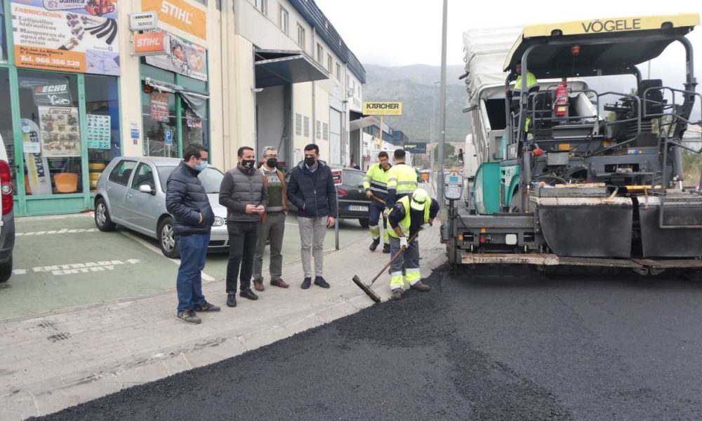 Obras de mejora del Polígono Industrial l’Alberca de La Nucía para ampliar la red de pluviales y el carril bici