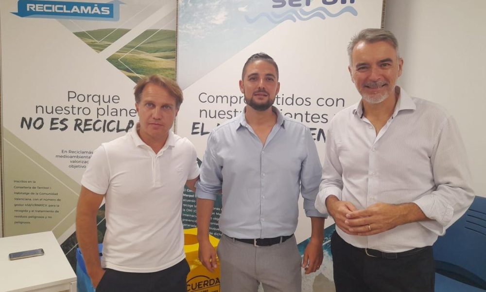 Els empresaris de Aemon es reuneixen amb l’alcalde de Nàquera per a fixar reptes per al mandat
