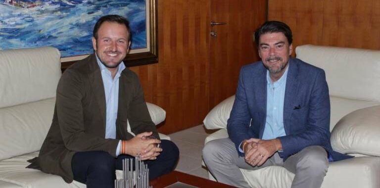 Alicante reabre la cooperación con Elche y plantea que participe en la revisión del PGOU