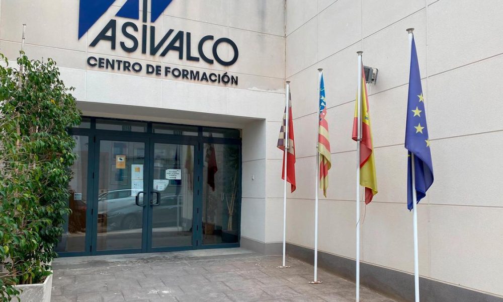 La EGM Fuente del Jarro desarrolla cursos de inglés, francés y alemán para las empresas