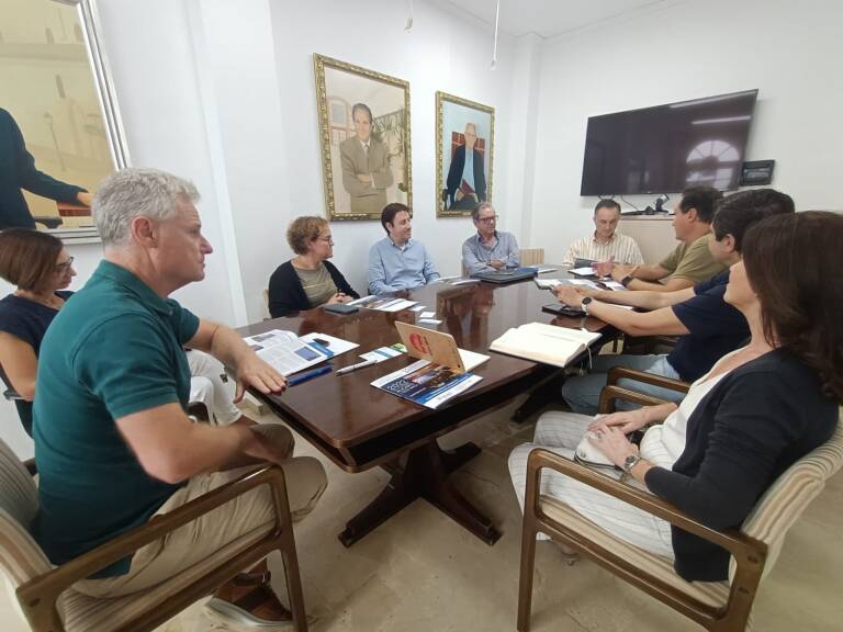 El Ayuntamiento de L’Eliana se reúne con FEPEVAL para impulsar el Polígono Industrial del municipio