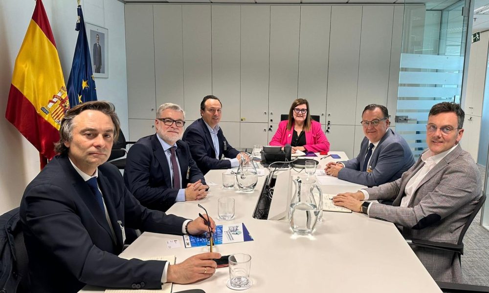 Fepeval participa en la reunió de CEDAES per a la inclusió de la gestió de les àrees empresarials en la nova Llei d’Indústria
